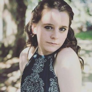 Meet your Posher, Kelli